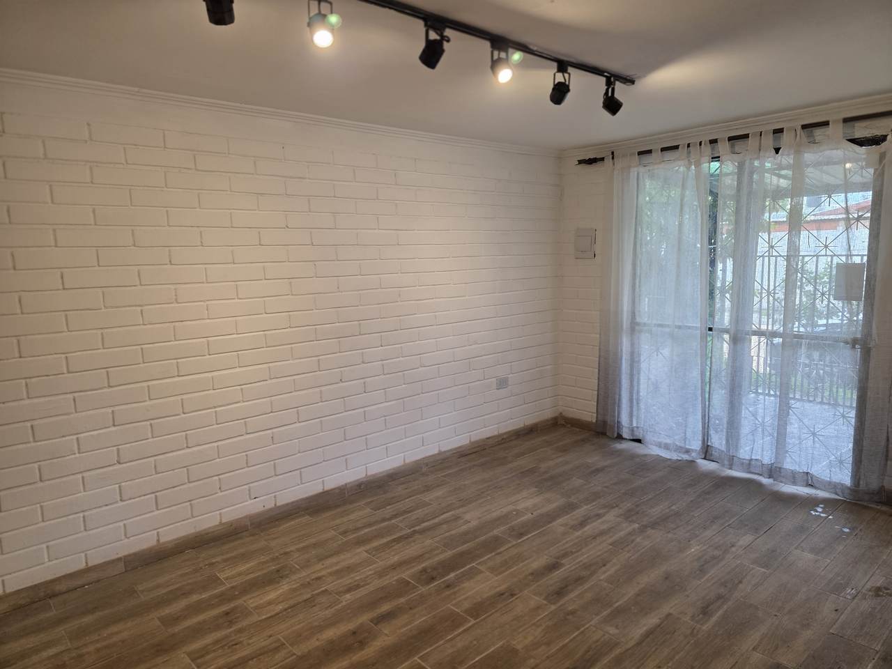 Living comedor de la casa remodelada en Rancagua